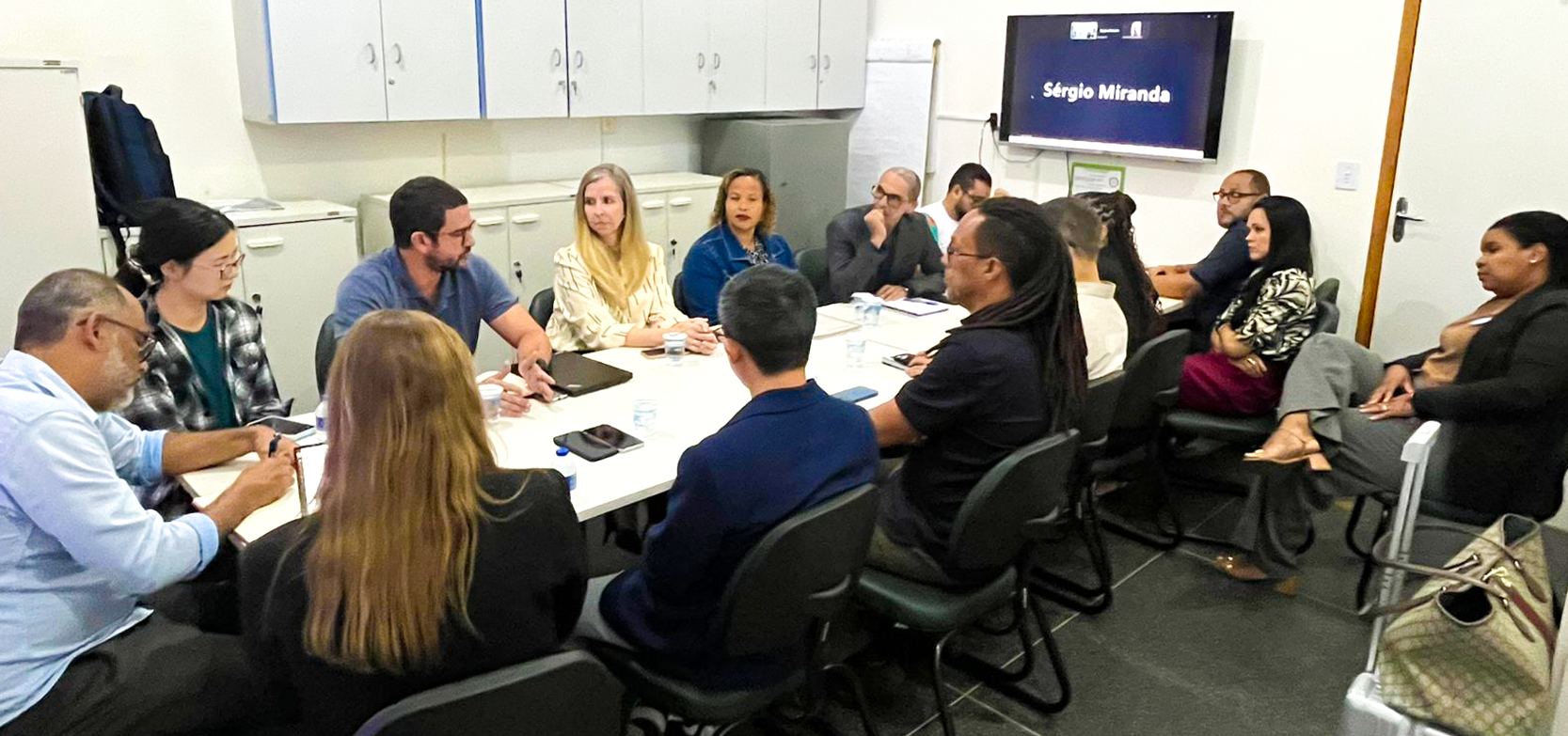 Image hover effect image